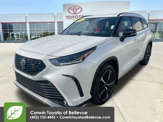 2021 Toyota Highlander XSE photo 4