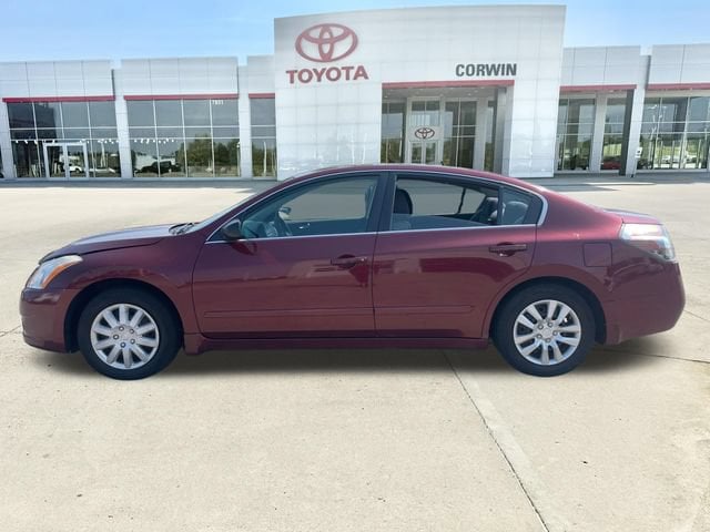 Used 2010 Nissan Altima S with VIN 1N4AL2AP4AN455527 for sale in Bellevue, NE