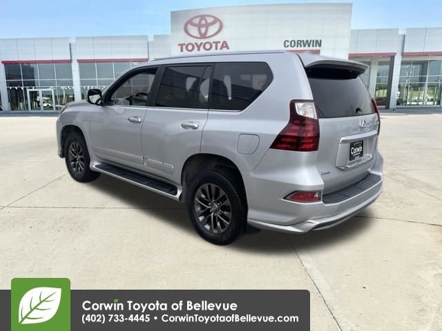 2017 Lexus GX 460 photo 3