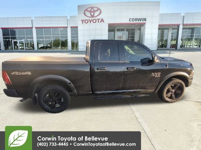 2019 Ram 1500 SLT photo 2