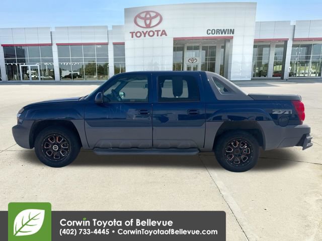 Used 2002 Chevrolet Avalanche Base with VIN 3GNEK13T92G172402 for sale in Bellevue, NE