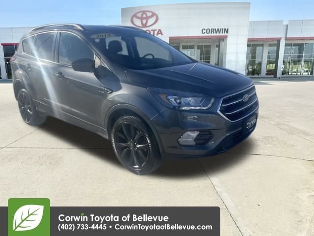 2019 Ford Escape SE's photo