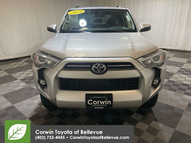 2024 Toyota 4Runner SR5 Premium photo 3