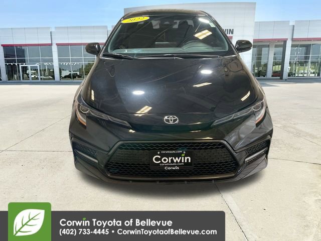 2022 Toyota Corolla SE photo 3