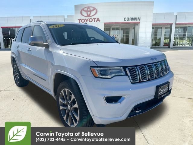 2017 Jeep Grand Cherokee Overland 4WD's photo