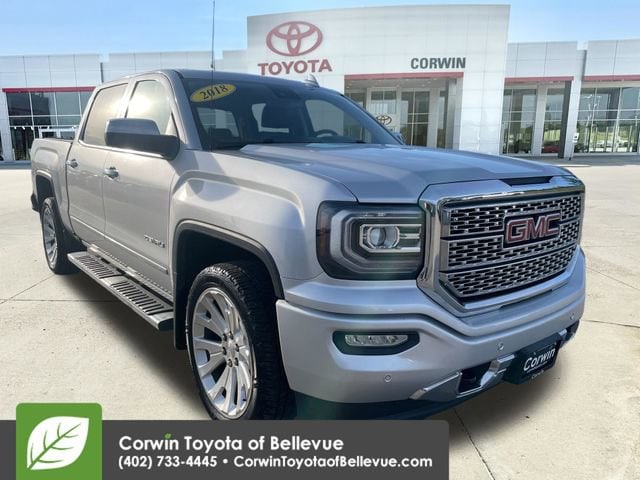 2018 GMC Sierra 4WD Crew Cab Short Box's photo