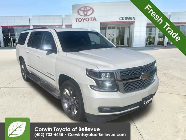 2018 Chevrolet Suburban 4WD 1500 LT's photo