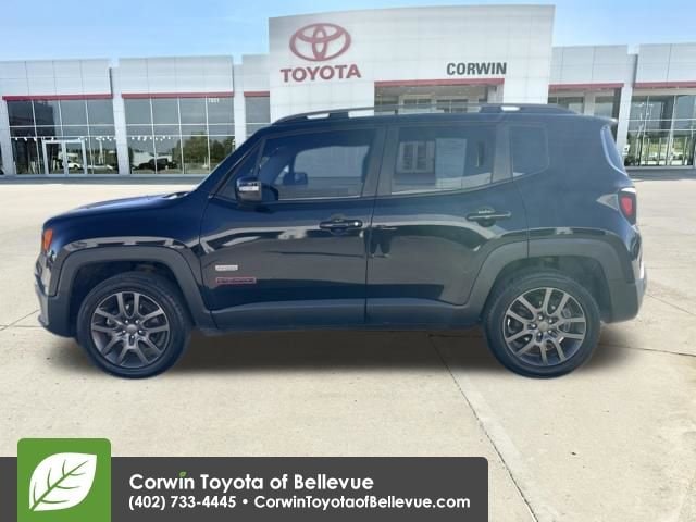 2016 Jeep Renegade Latitude North Edition photo 2