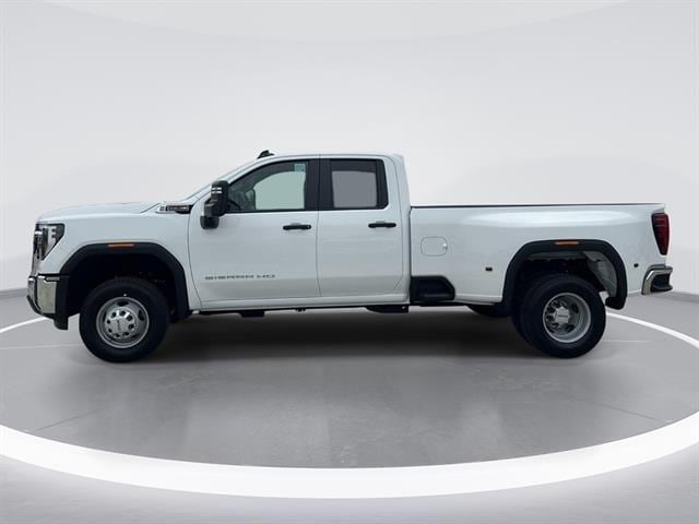 2026 GMC Sierra 3500HD Pro - Photo 6
