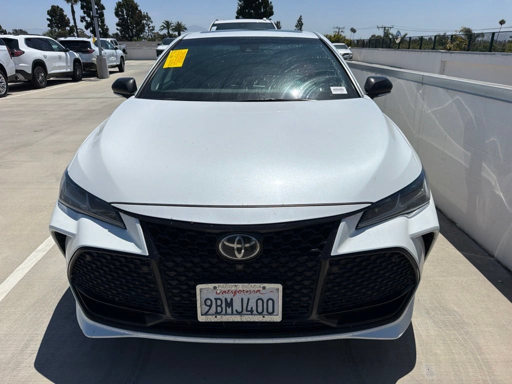 2022 Toyota Avalon Touring's photo