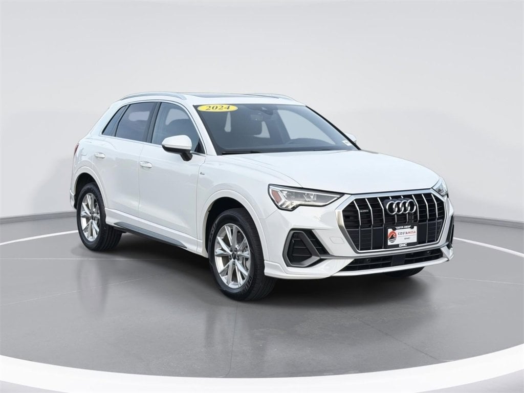 2024 Audi Q3 S Line Premium's photo