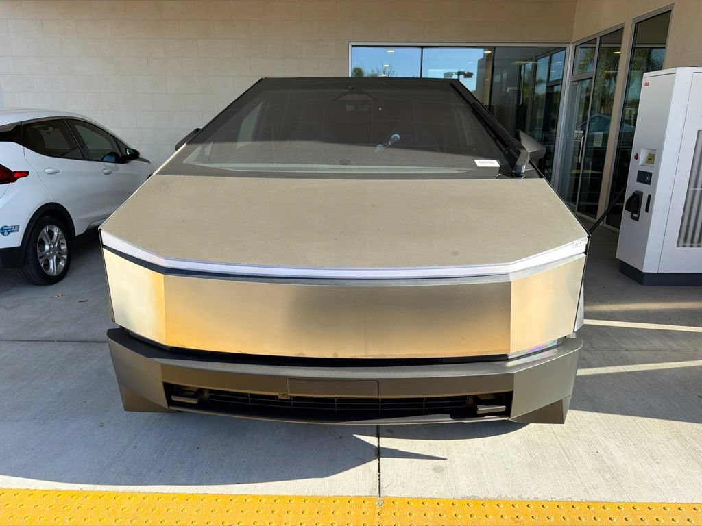 2024 Tesla Cybertruck All-Wheel Drive's photo