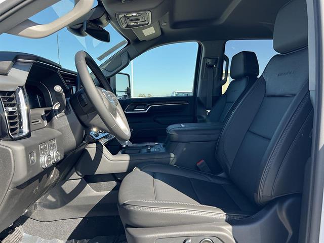 2026 GMC Sierra 3500HD Denali - Photo 24