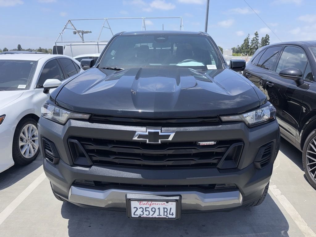 2024 Chevrolet Colorado 4WD Trail Boss Crew Cab Short Box's photo
