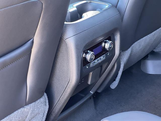 2026 GMC Acadia Elevation - Photo 27