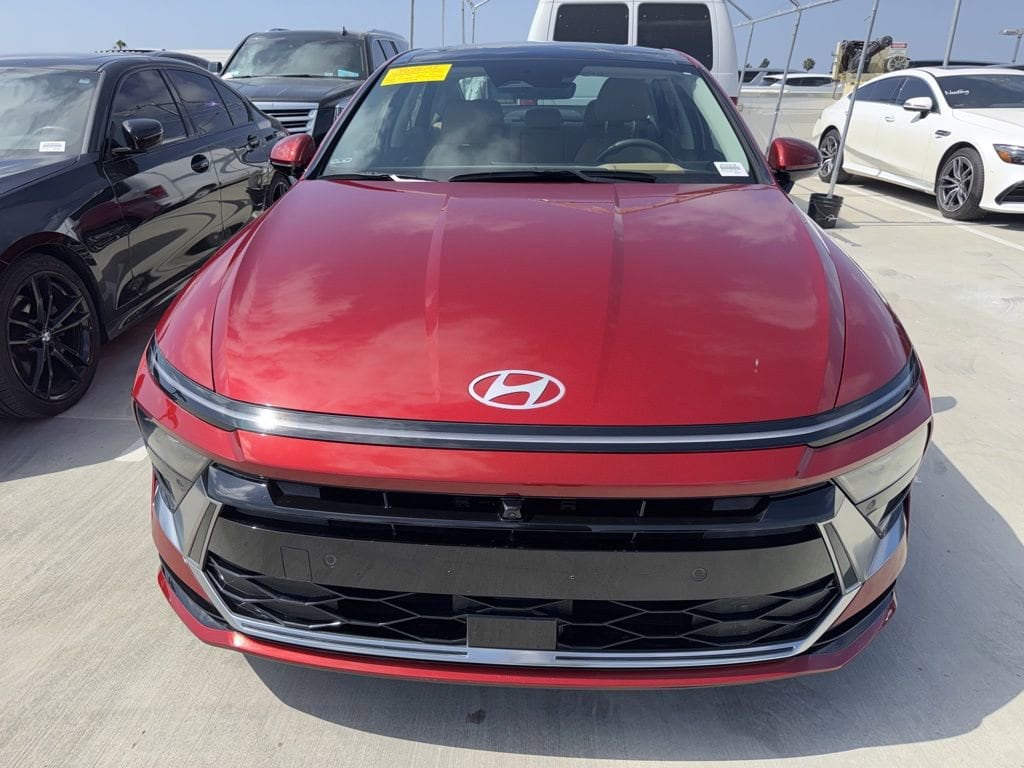 2025 Hyundai Sonata Limited's photo