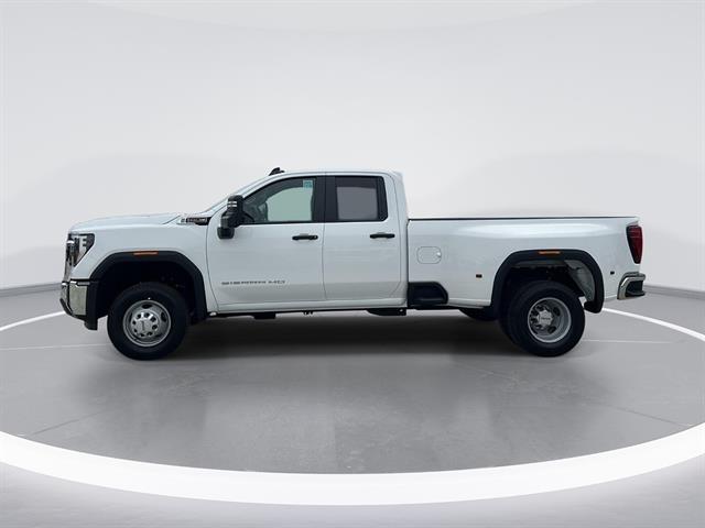 2026 GMC Sierra 3500HD Pro - Photo 6