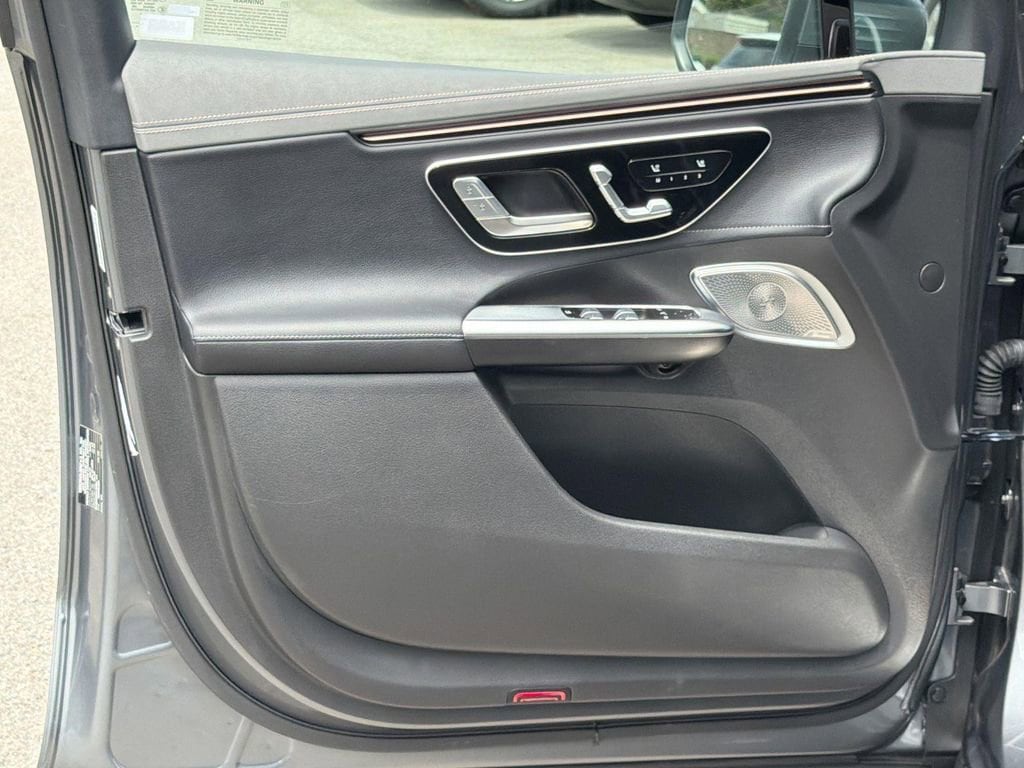 2025 Mercedes-Benz EQE SUV Base - Photo 19