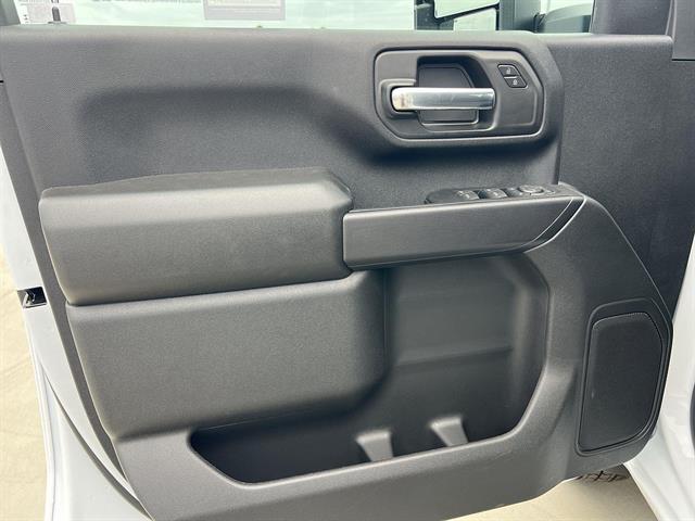 2026 GMC Sierra 3500HD Pro - Photo 10