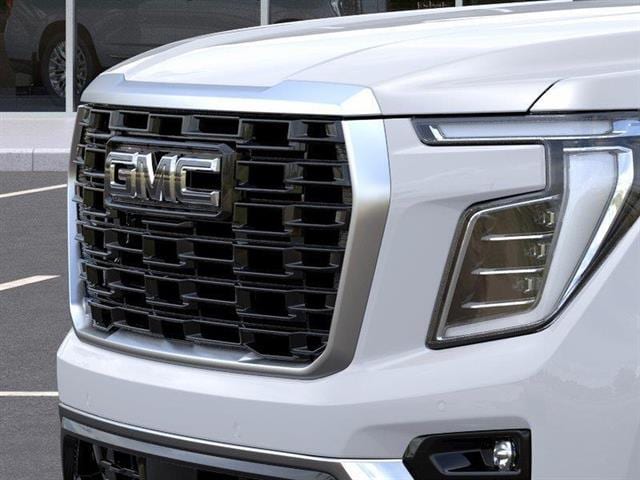 2026 GMC Yukon XL Denali - Photo 13