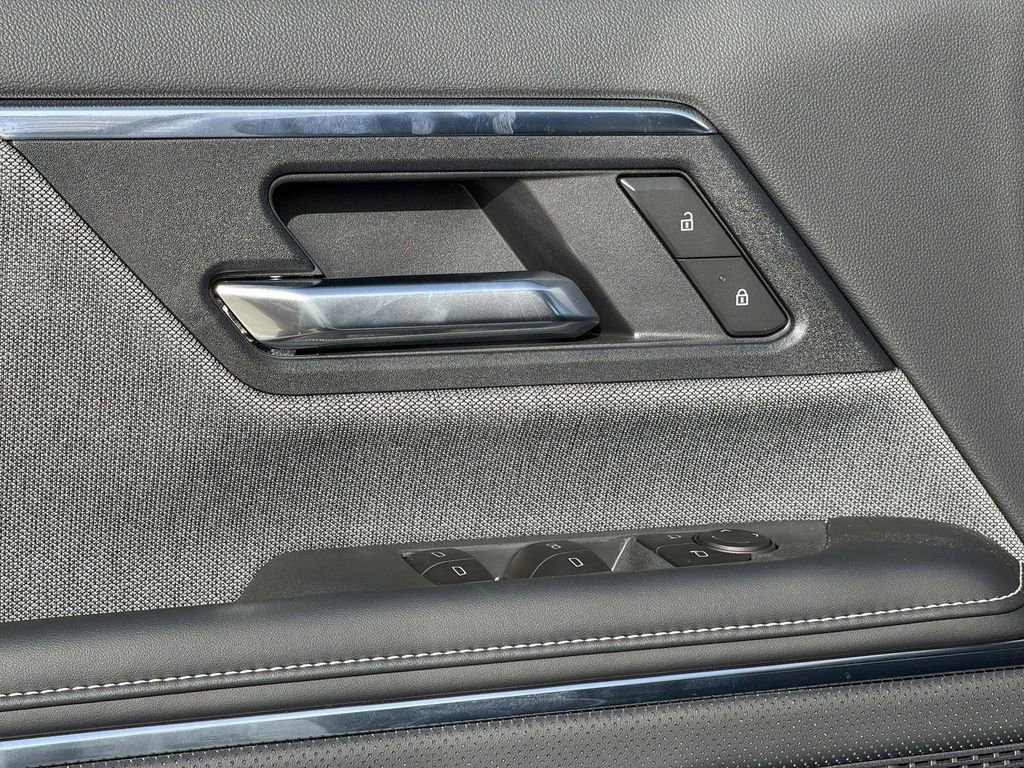 2026 GMC Sierra EV Elevation - Photo 21