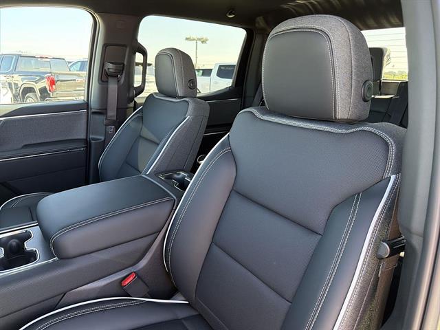 2026 GMC Sierra EV Elevation - Photo 25