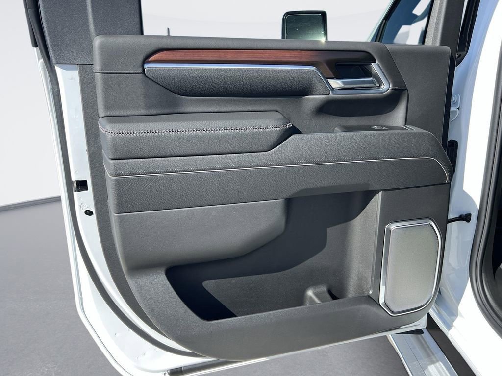 2026 GMC Sierra 3500HD Denali - Photo 25