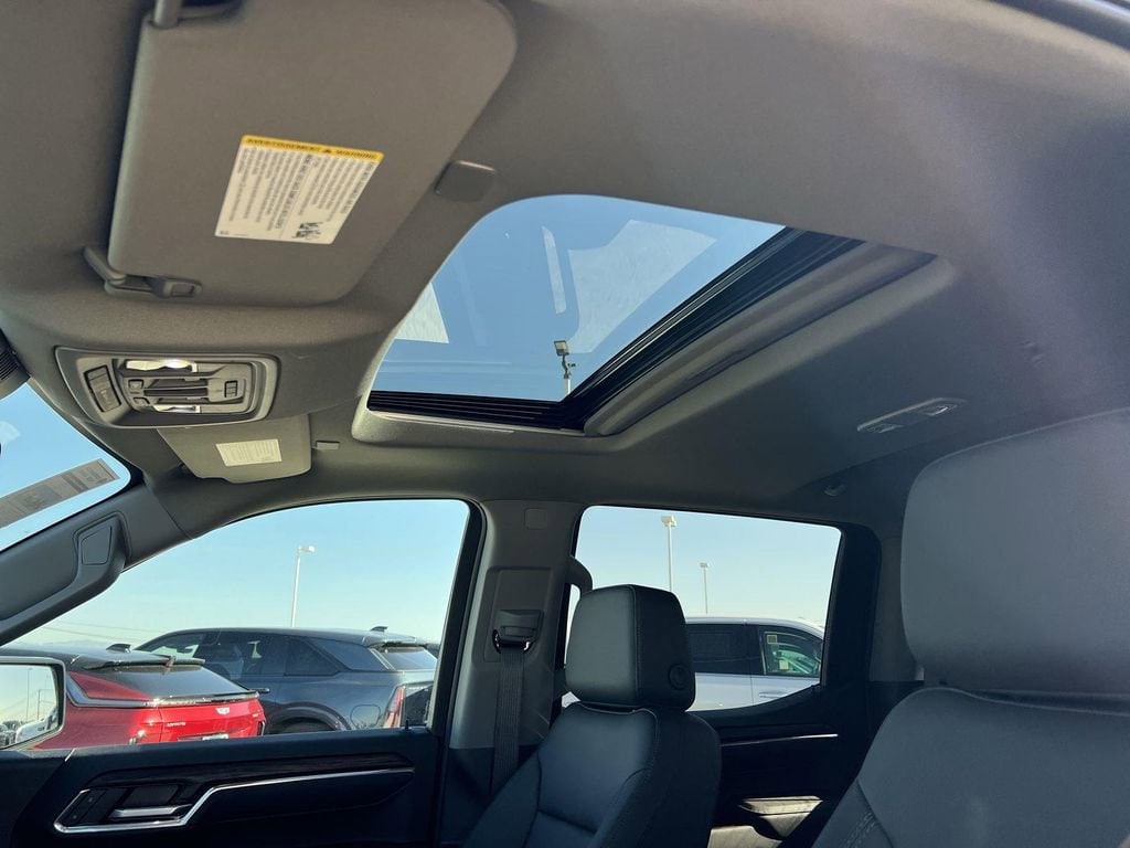 2026 GMC Sierra 1500 SLT - Photo 23