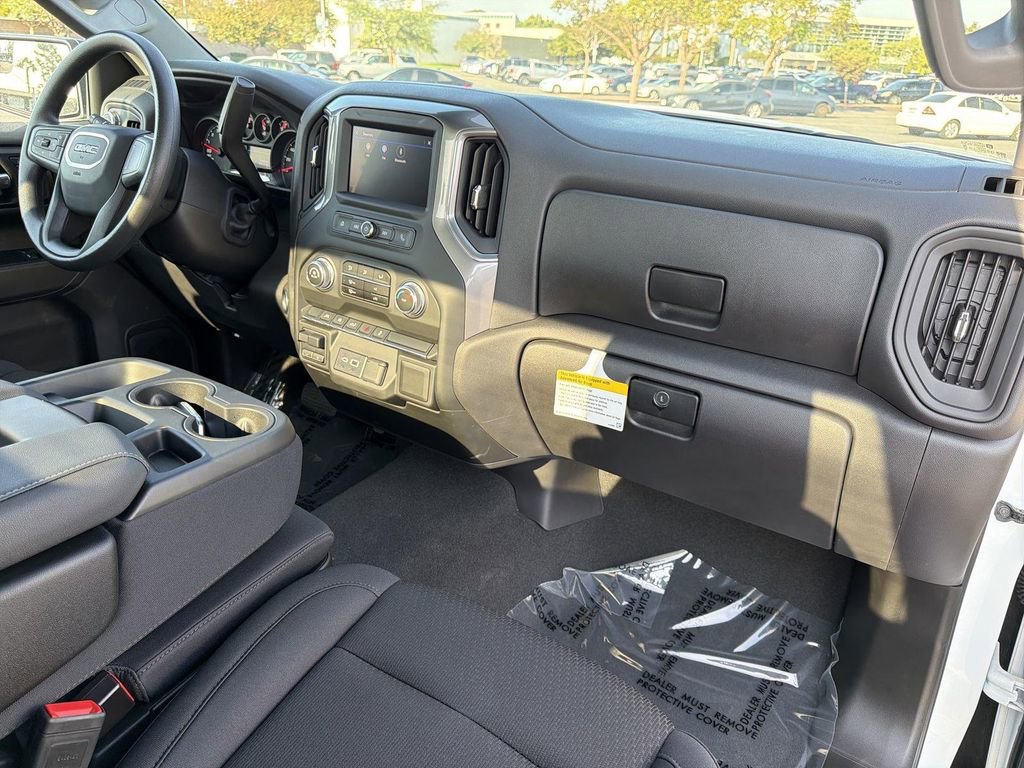 2025 GMC Sierra 1500 Pro - Photo 25