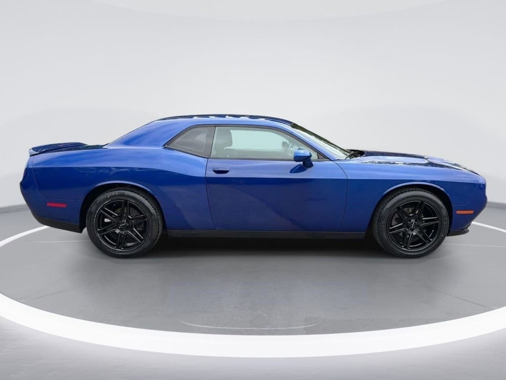 Used 2019 Dodge Challenger SXT