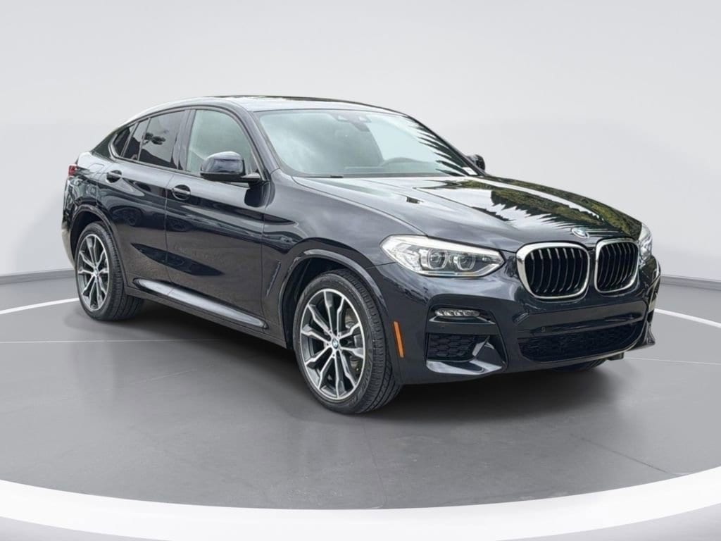 2020 BMW X4 xDrive30i's photo