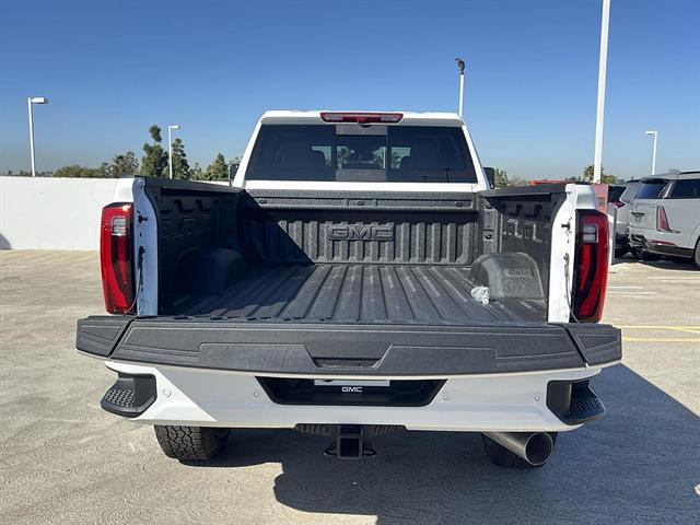 2026 GMC Sierra 3500HD Denali - Photo 28