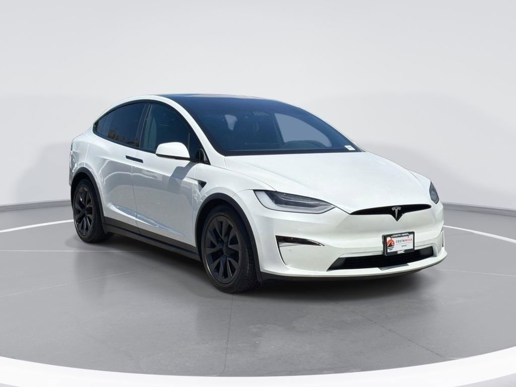 2023 Tesla Model X Long Range's photo