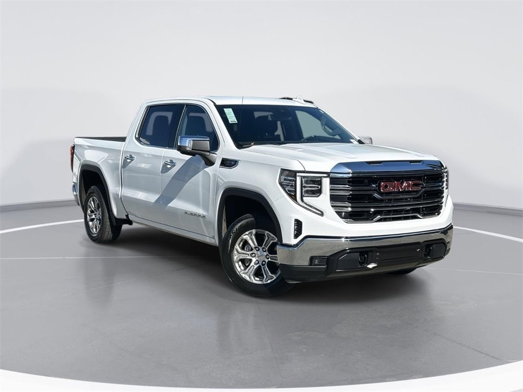 2024 GMC Sierra 1500 SLT's photo