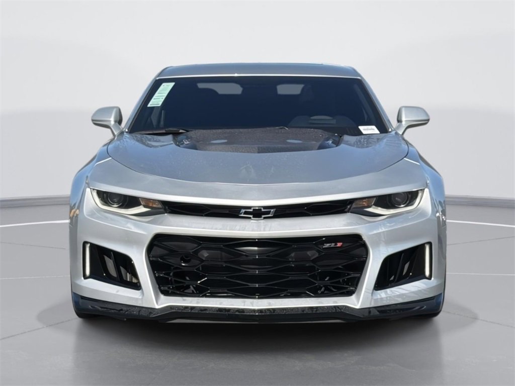 2018 Chevrolet Camaro ZL1 photo 2