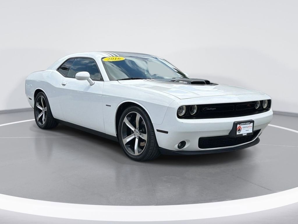 2016 Dodge Challenger R/T Plus Shaker's photo