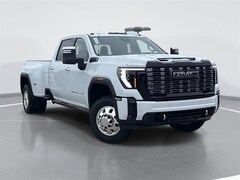 2026 GMC Sierra 3500 HD Denali Ultimate DRW Truck