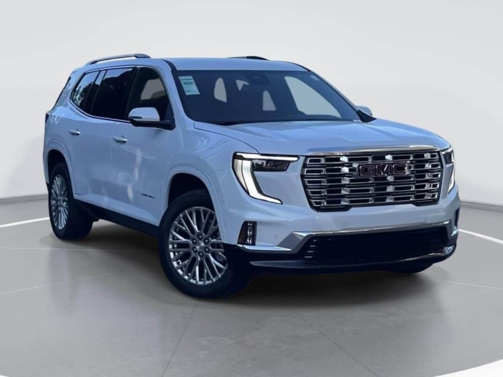 2026 GMC Acadia Denali FWD's photo