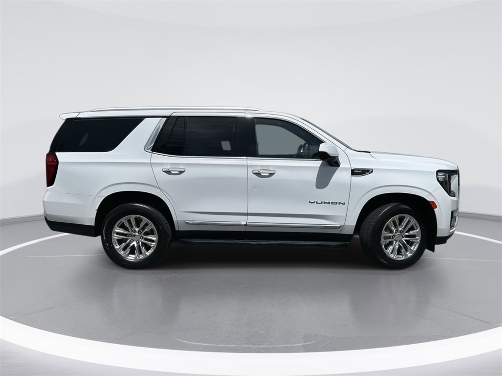 2023 Gmc Yukon SLT photo 3
