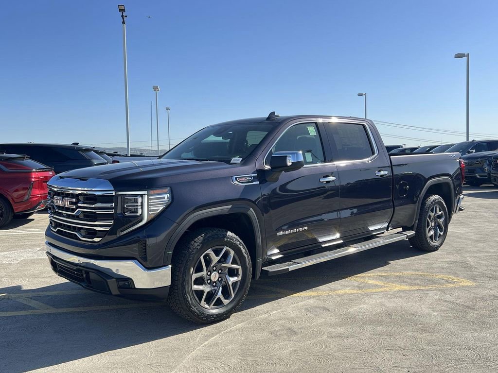 2026 GMC Sierra 1500 SLT - Photo 8
