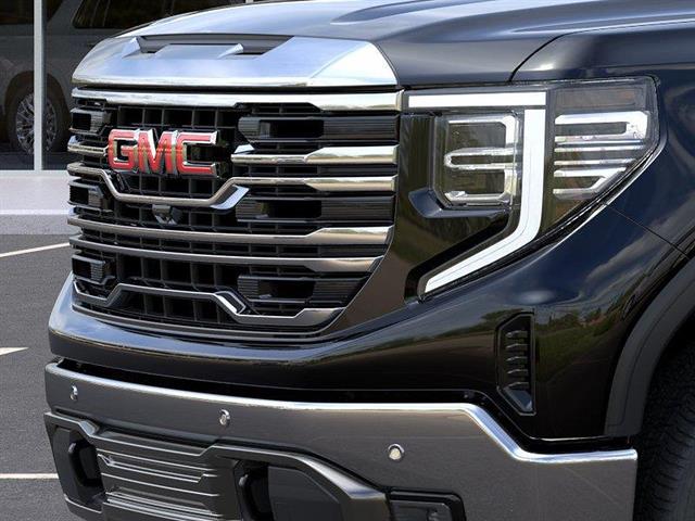 2026 GMC Sierra 1500 SLT - Photo 13