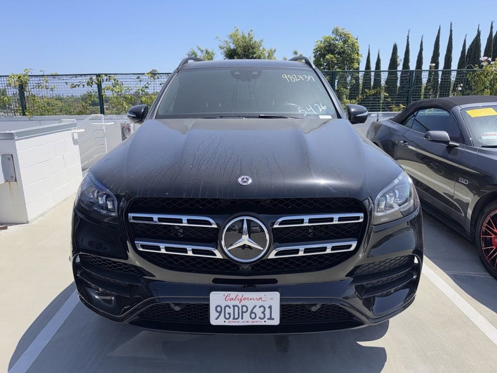 2023 Mercedes-Benz GLS GLS580's photo