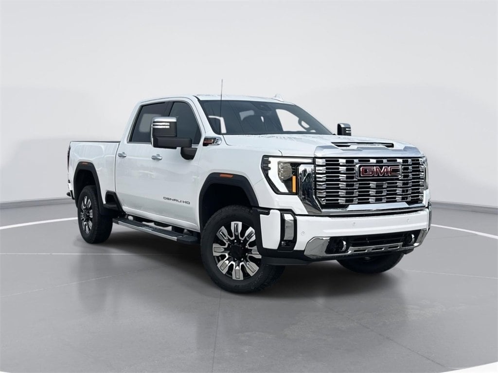 2026 GMC Sierra Denali's photo