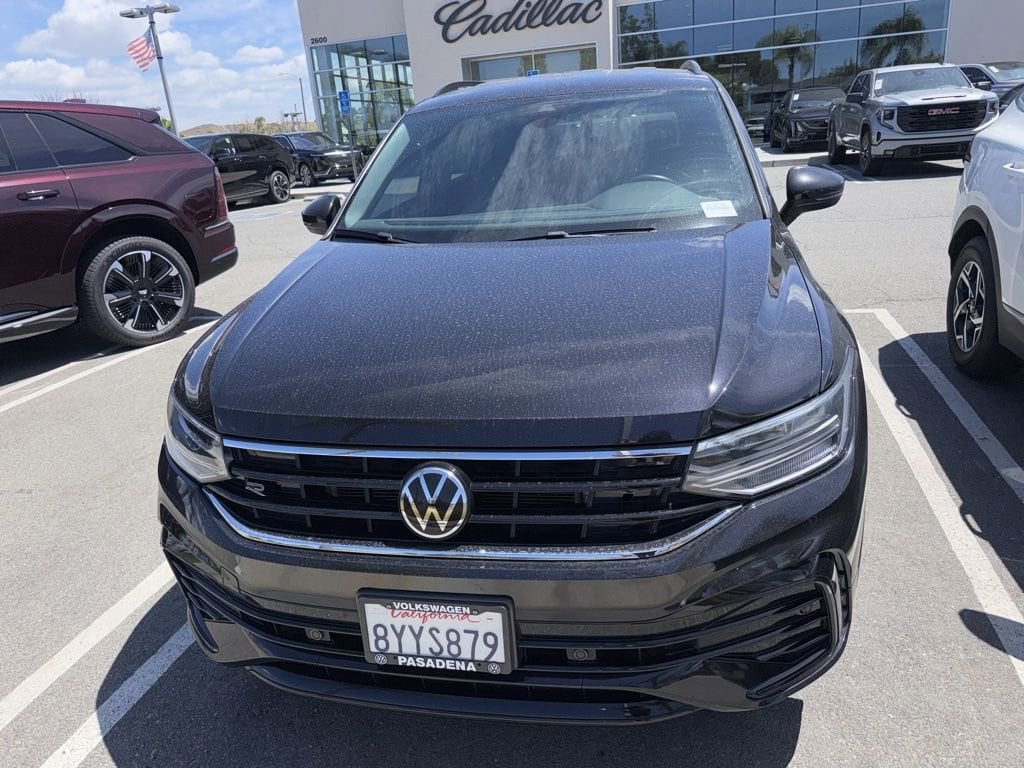 Used 2022 Volkswagen Tiguan SE R-Line Black