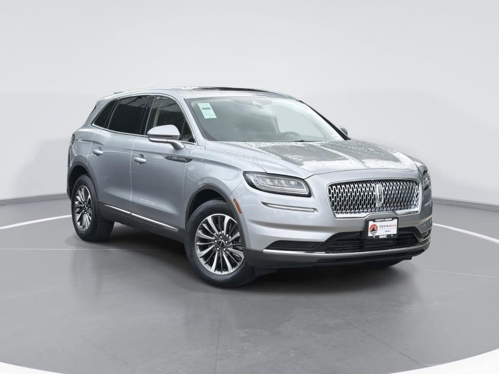 2023 Lincoln Nautilus Reserve AWD's photo
