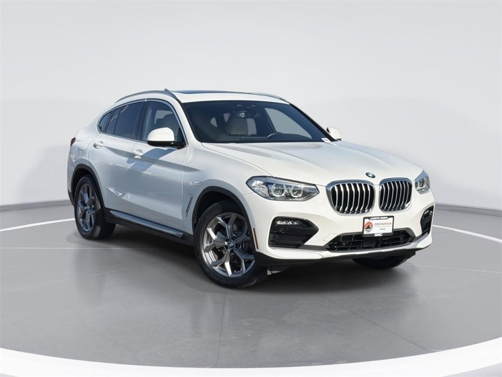 2020 BMW X4 30i's photo