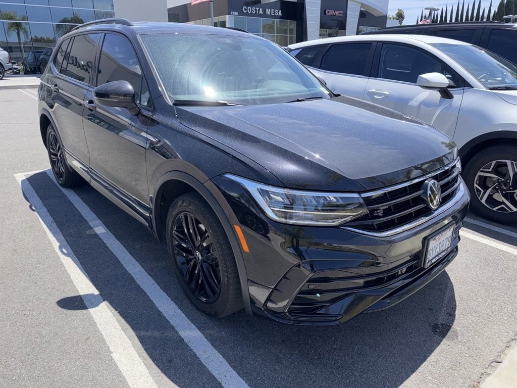 Used 2022 Volkswagen Tiguan SE R-Line Black