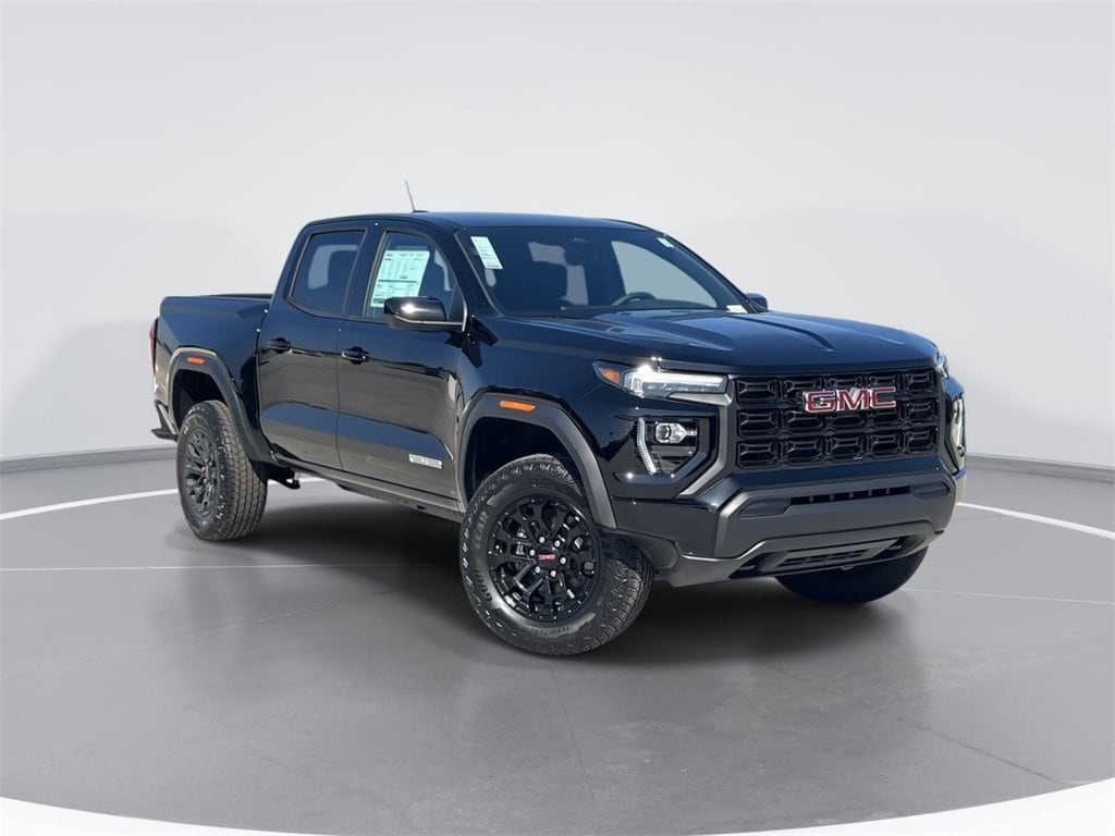 2026 GMC Canyon Elevation's photo