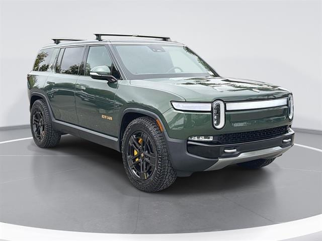 2024 Rivian R1S Adventure Quad-Motor Large Pack's photo