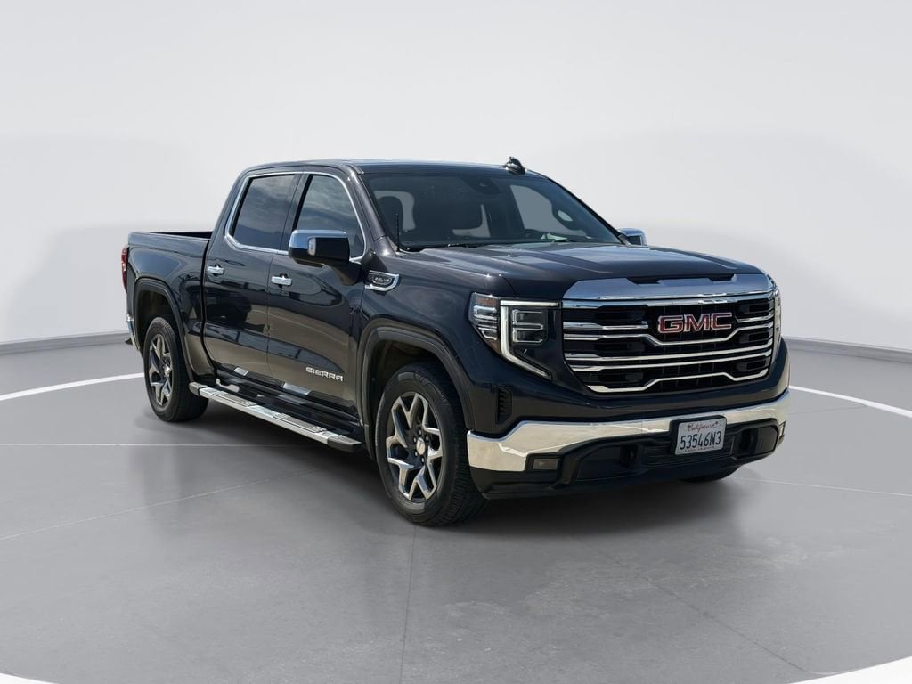 2022 GMC Sierra 1500 SLT